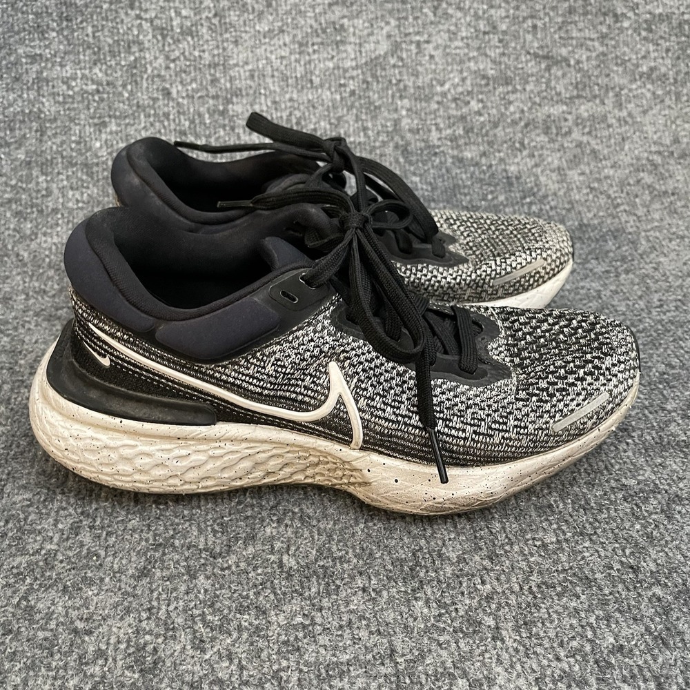 Nike ZoomX Invincible Run Flyknit Womens Sz 8 Black CT2229-103